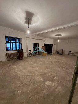 INVESTIČNÁ PRÍLEŽITOSŤ! Objekt 190m2, s pozemkom 470m2 priam