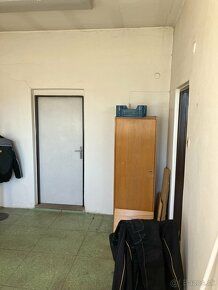 Ponúkame na prenájom 2 nebytové priestory na ulici Kragujevs
