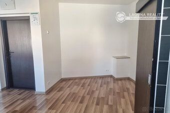 Typ: Garsónka Ulica: Fabiniho ulica Obec: Spišská Nová Ves
 