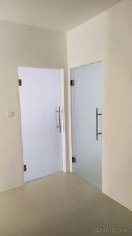 2-izbový kompletne zrekonštruovaný byt s balkónom na prenájo