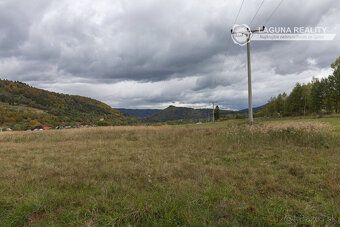 Číslo ponuky: 9002- Ponúkame na predaj STAVEBNÝ POZEMOK nach
