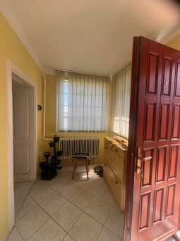 Typ: Rodinný dom Obec: Kráľovičove Kračany
🏡 Na predaj rodin