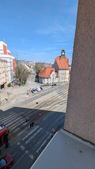 Ponúkame na predaj 3 izbový byt na ulici Československej arm