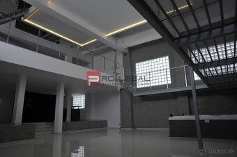 Typ: Rodinný dom Ulica: Rajtákova Obec: Bratislava-Lamač
Tak