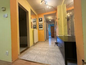 🏡 🏡 PRENÁJOM 4-izb. byt – CENTRUM Bratislava – 4 SAMOSTATNÉ 