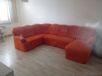 Ponúkam na predaj 1 izbový byt, 38m2, ktorý sa nachádza na u