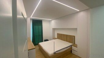Prenájom moderného 2-izbového bytu s parkovaním – novostavba