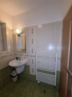 Ponúkame na predaj kompletne zariadený mezonetový byt č.4 na