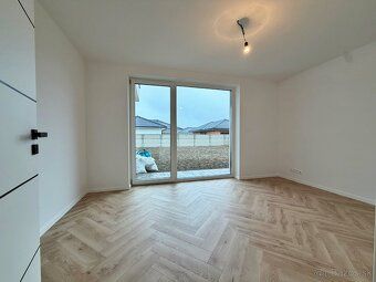 Hľadáte výnimočné bývanie, ktoré ponúka modernú architektúru