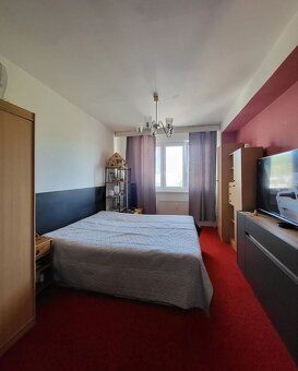 Ponúkame na predaj pekný , útulný 80m2 3izb.byt na Nobelovej