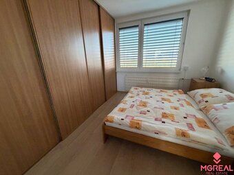 Ponúkame vám na predaj 3 izbový byt s balkónom v meste Topoľ