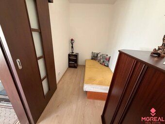 Ponúkame vám na predaj 3 izbový byt s balkónom v meste Topoľ