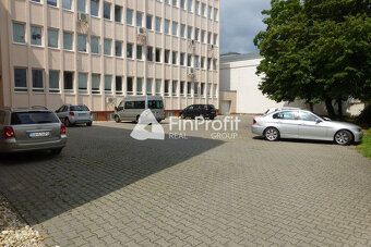 Typ: Kancelárie Ulica: Pluhová Obec: Bratislava-Nové Mesto
P
