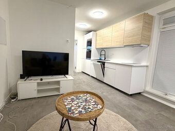 Typ: 2-izbový byt Ulica: Agátova ul., Bratislava Obec: Brati