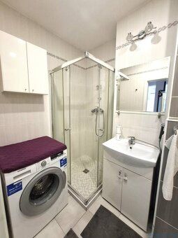 PREDAJ-ÚTULNÝ 2 izbový byt ( 50 m2 ), TEHLA, BA-Krasňany, ul