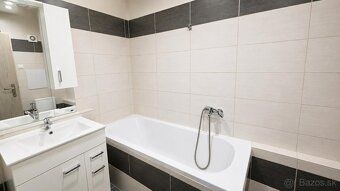 Ponúkame na predaj moderný a vkusne zariadený 2-izbový byt p