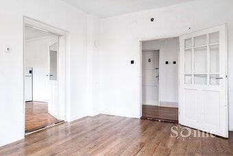 Typ: Rodinný dom Ulica: Fö Obec: Vilmány
     Prichádza leto