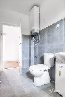 Typ: Rodinný dom Ulica: Fö Obec: Vilmány
     Prichádza leto