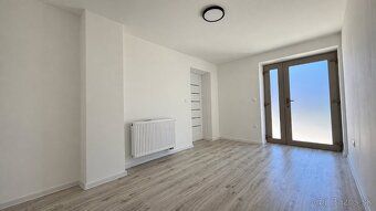 Ponúkame na predaj kompletne zrekonštruovaný 5i rodinný dom 