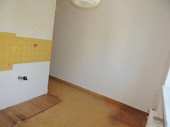 Vo výhradnom zastúpení vlastníkov, vám ponúkame na predaj 3-