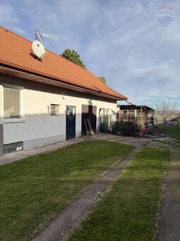 RE/MAX realitná kancelária ponúka na predaj 3-izbový rodinný