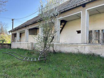 Sedliacky dom v Radave.
Popis: V srdci malebnej obci Radava,