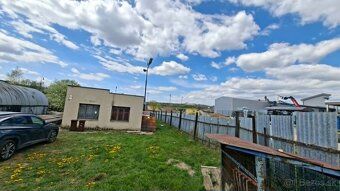 Ponúkame na prenájom obchodné stredisko, ktoré sa nachádza v
