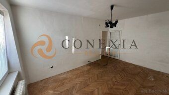 Ponúkame na predaj 2 izbový byt v centre mesta Spišská Nová 