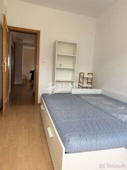 Typ: 3-izbový byt Ulica: Podunajská Obec: Bratislava-Vrakuňa