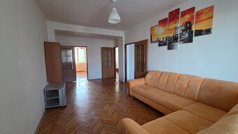 Predám 4-izbový byt s balkónom o výmere 74 m² na ulici Hlink