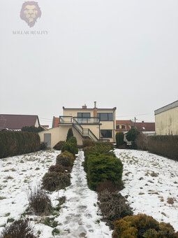 Typ: Rodinný dom Ulica: Júliusa Gábriša Obec: Nové Mesto nad