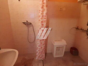 Rodinný dom s terasou na predaj 🏡 📍 Lokalita: Chľaba, 6/22 💶