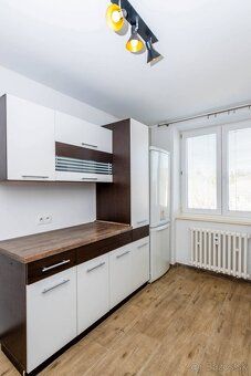 Ponúkam na prenájom 2-izbový slnečný byt nachádzajúci sa na 