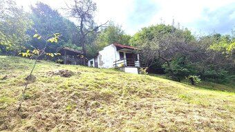 Ponúkame Vám na predaj veľký, slnečný pozemok v záhradkárske