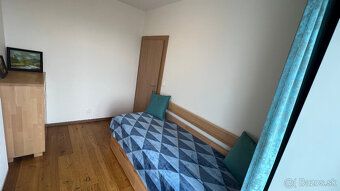 Ponúkame na predaj krásny a slnečný 3-izbový apartmán v apar