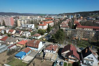 Typ: Rodinný dom Ulica: Bezručova Obec: Trenčín
3D Virtuálna