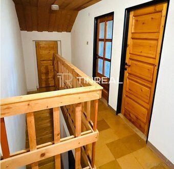 Na predaj priestranný 6-izbový rodinný dom v Sabinove – tich