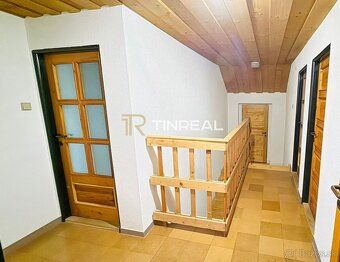 Na predaj priestranný 6-izbový rodinný dom v Sabinove – tich