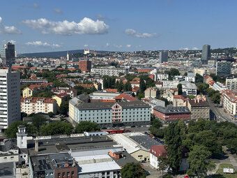 Typ: 4-izbový byt Ulica: Záhradnícka Obec: Bratislava-Ružino