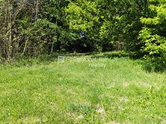 Ponúkame na predaj krásny, slnečný pozemok o výmere 1668 m² 