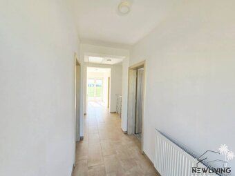 Elegantný 6-izbový rodinný dom so záhradou na kraji Hornej S