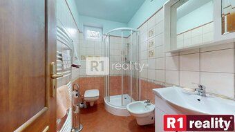 Na predaj, pekný, zariadený 6 izbový rodinný dom v obci Ratn