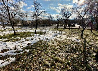 Ponúkame na predaj stavebný pozemok v obci SLANEC o celkovej