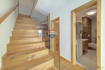 Luxusný 4-izbový dvojpodlažný apartmán s panoramatickým výhľ