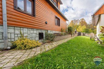 RE/MAX EXTRA ponúka na predaj rekreačnú chatu nachádzajúcu s