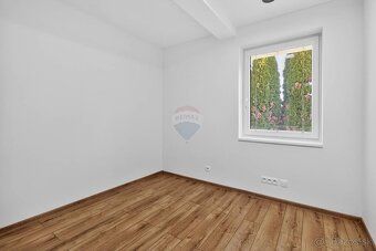 EXKLUZÍVNE IBA U NÁS!
Na predaj moderný 4‑izbový rodinný dom