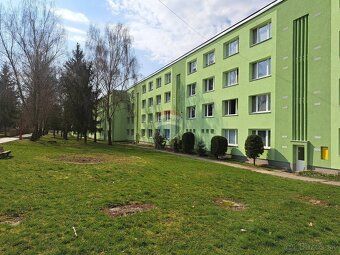 RK RE/MAX Vám ponúka na predaj 2-izbový byt s loggiou o výme