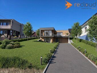 Ponúkame na predaj slnečný pozemok o výmere 946 m² s ideálno