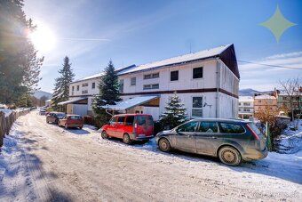 ZÁKLADNÉ ÚDAJE: Podlahová plocha: 67,3 m2 plus pivnica Orien