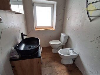 Ponúkame na predaj rodinný dom chalupu o rozlohe 110m2 v obc